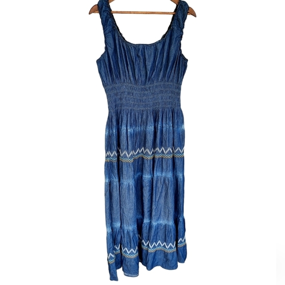 Chambray Fit and Flare Maxi Dress - Picture 3 of 6